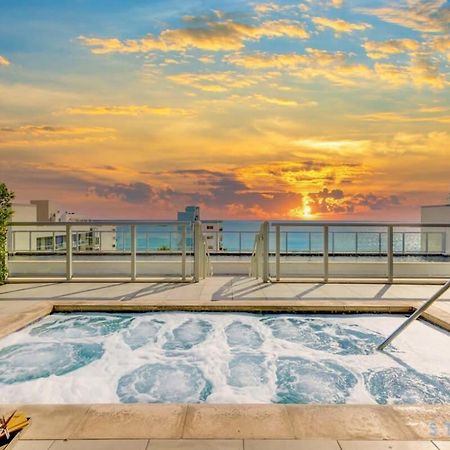 Beachfront Resort - Hot Tub & Pool- Near Beach Hollywood Kültér fotó